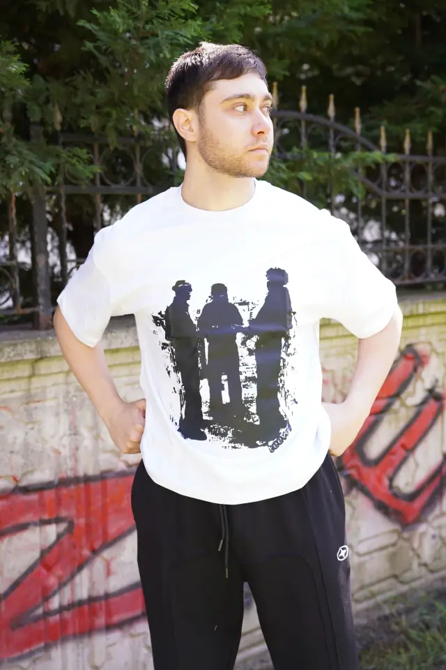 TEEVO GRITTY STREET CREW PREMIUM BOXY FIT T-SHIRT