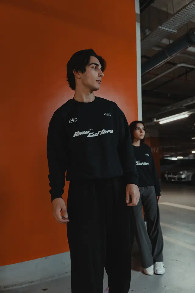Raw Culture Baskı Detaylı Diagonal Sweatshirt