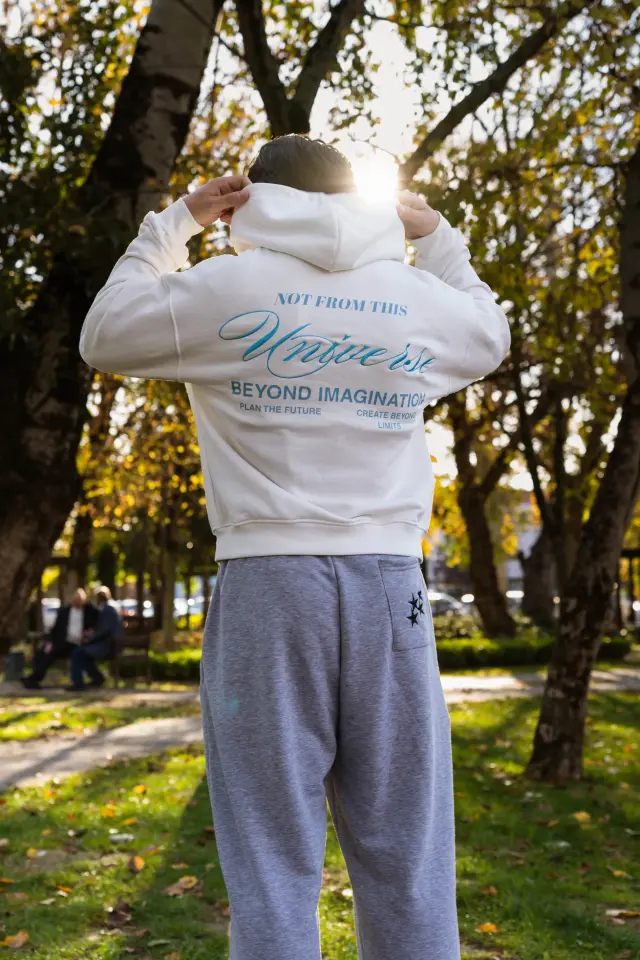Universe Nakış Detaylı Diagonal Hoodie